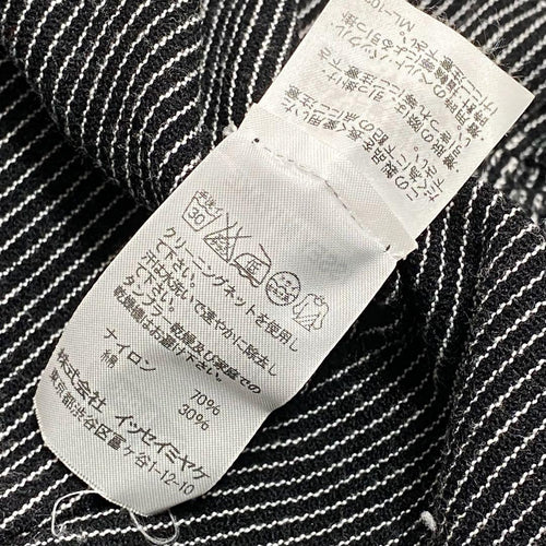 Issey Miyake Kurzarm-A-Poc