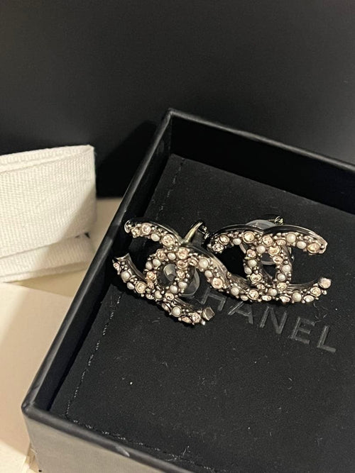 Chanel Clip-On Earrings A20B