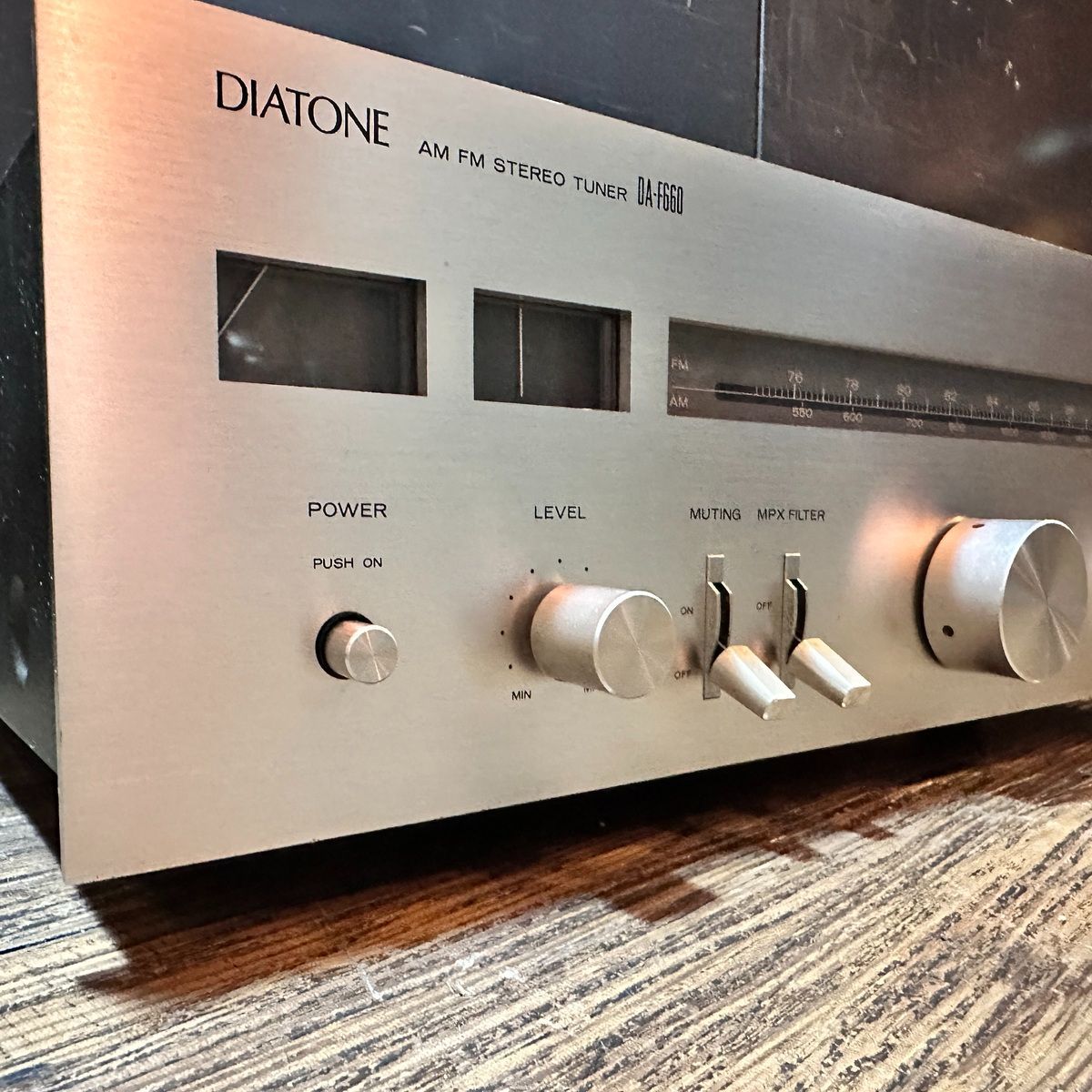 Radio Tuner Diatone Da-F660 Fm/Am Stereo Champagne Gold Black