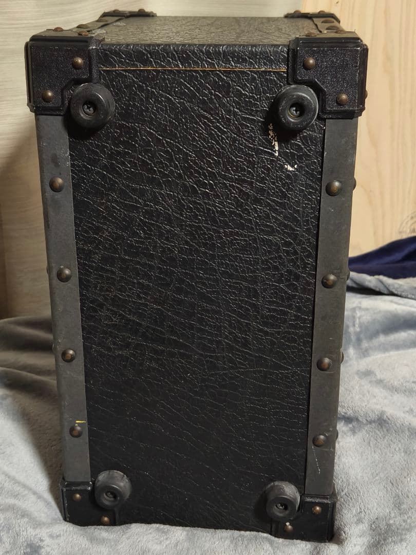 Guitar Amplifier Roland Jazz Chorus Jc-20E