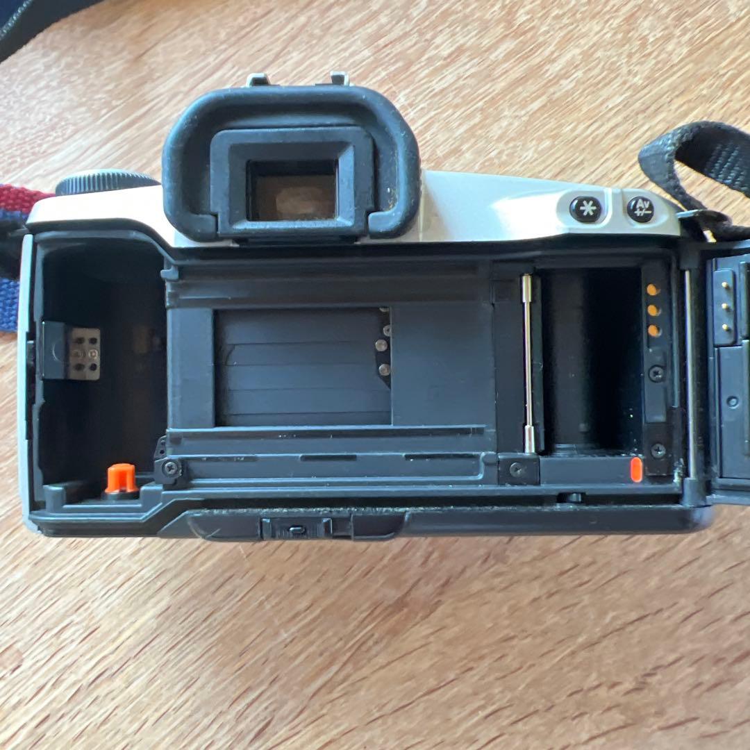 Canon Slr Camera (Film) Eos Kiss