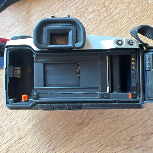 Canon Slr Camera (Film) Eos Kiss