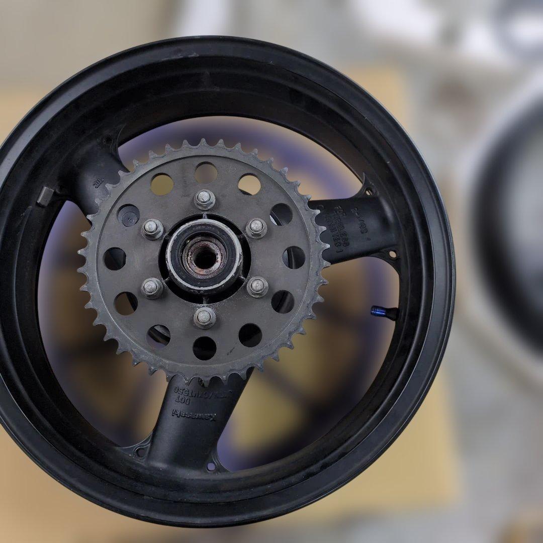Kawasaki Wheel Zrx1200R F R