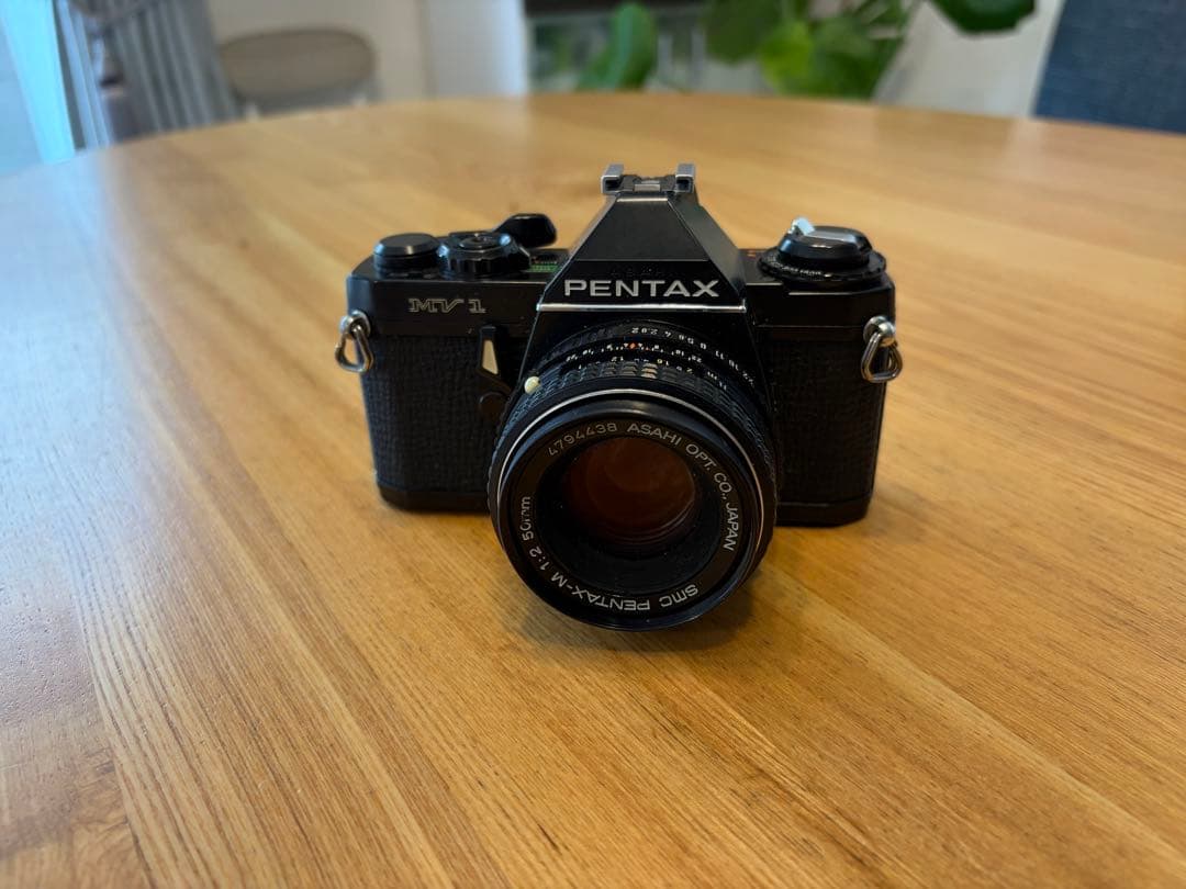 Pentax Slr Cameras (Film) Mv1