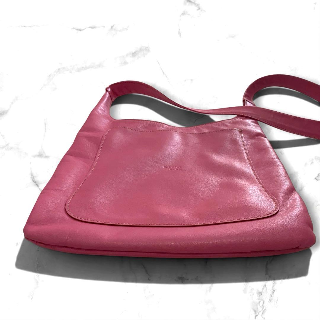 Shoulder Bags