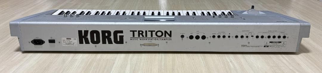 Korg Analog Synthesizers Triton 61
