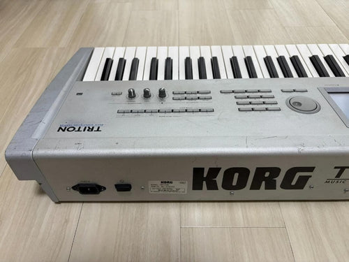 Korg Analog Synthesizers Triton 61
