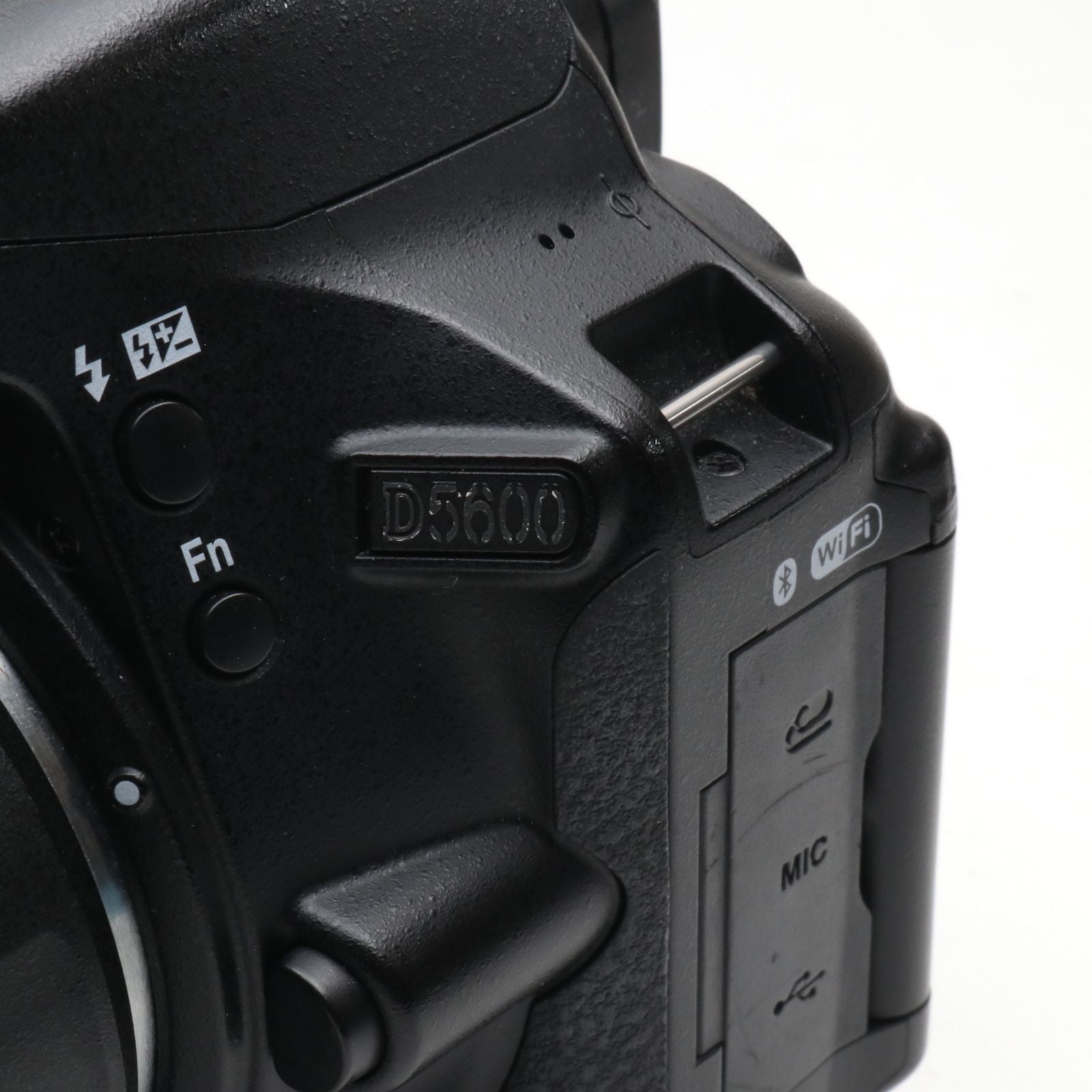 Nikon Digital Slr D5600 Af-P 18-55 Vr F