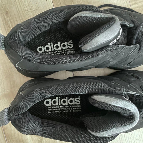 Old Adidas Sneakers Urban Low 90S
