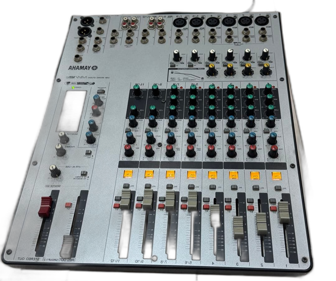 Dj Mixer Yamaha Mw12C