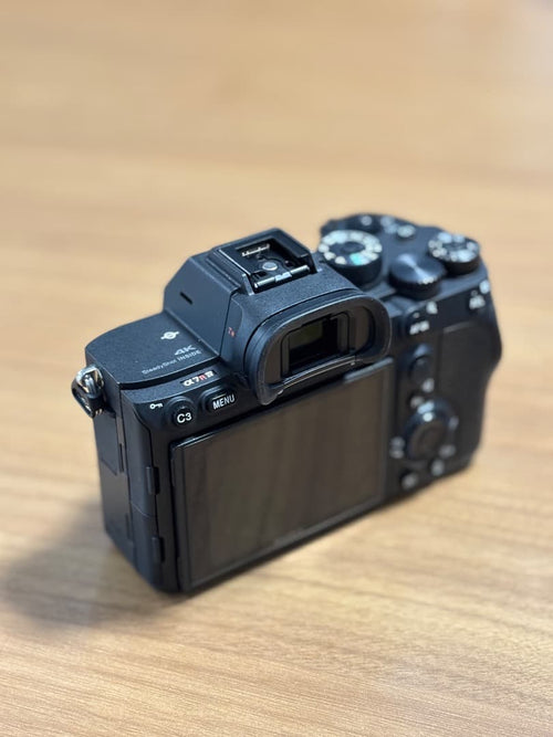 Sony Mirrorless Interchangeable Lens Cameras 7R