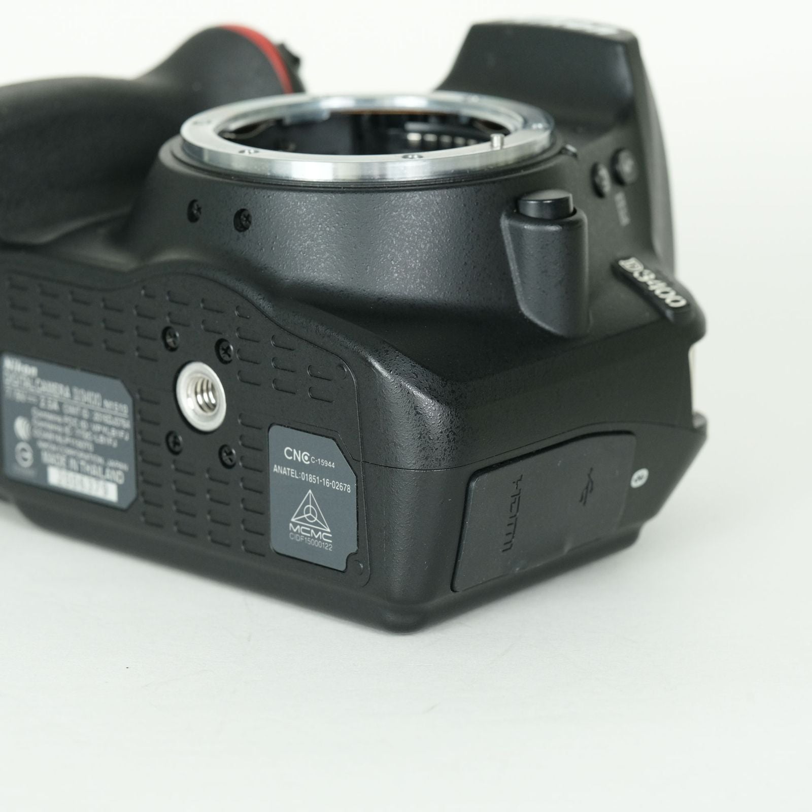 Nikon Digital Slr 3,004 D3400 F