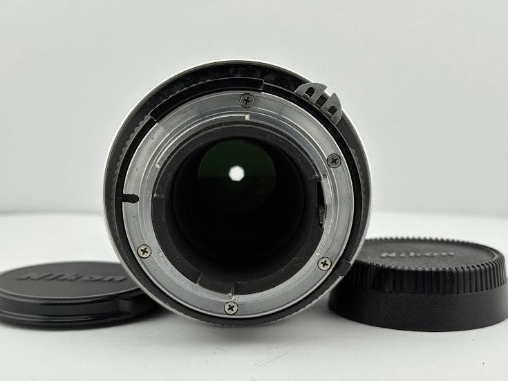 Nikon Slr Camera (Film) Nikomat Ftn