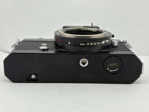 Nikon Slr Camera (Film) Nikomat Ftn