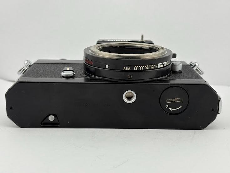 Nikon Slr Camera (Film) Nikomat Ftn