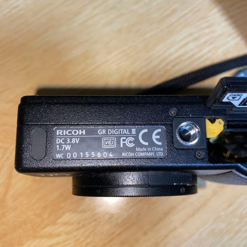 Compact Digital Camera Gr