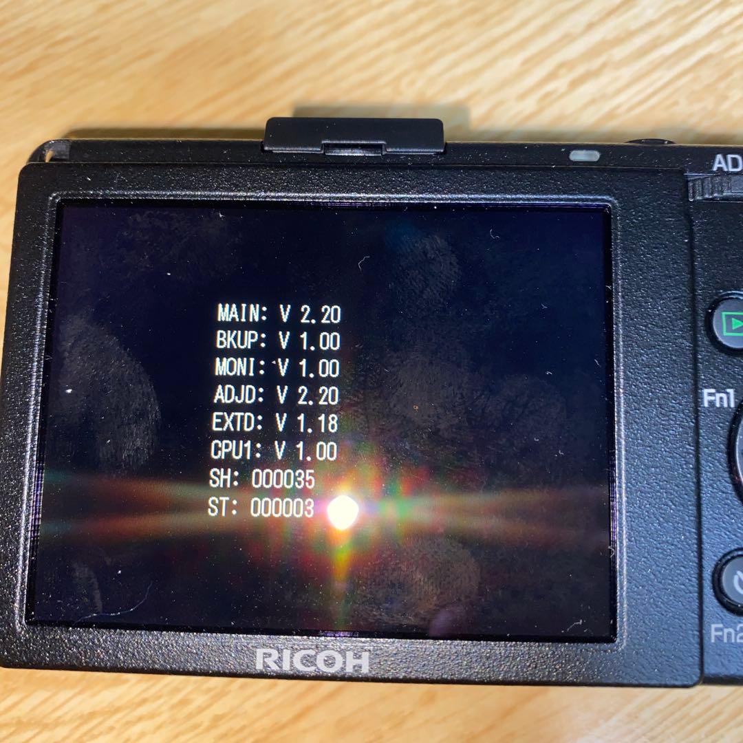Compact Digital Camera Gr