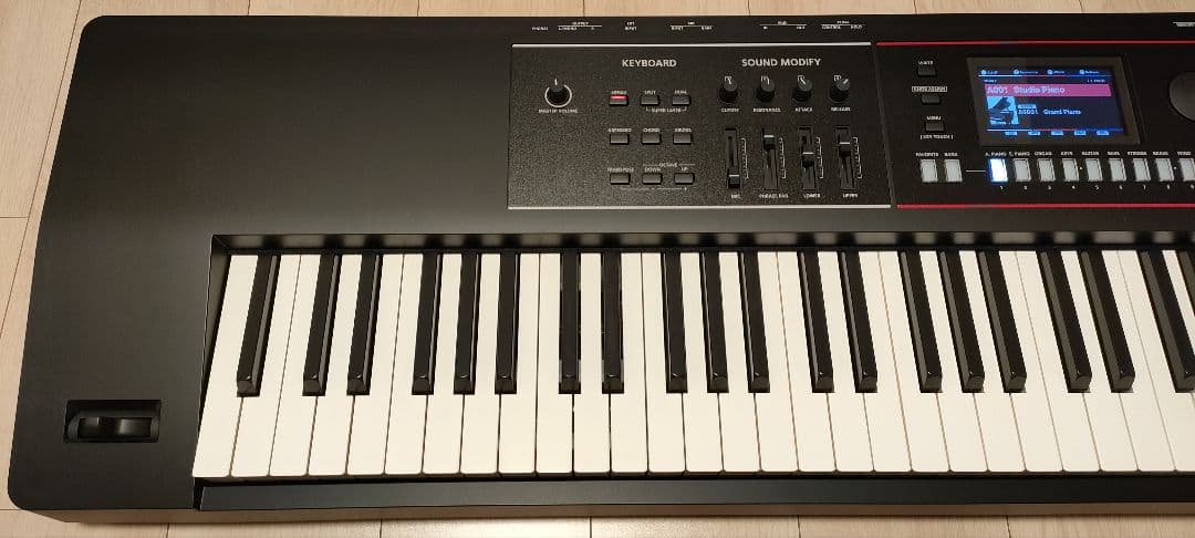 Roland Keyboards Digital Pianos Juno-D8