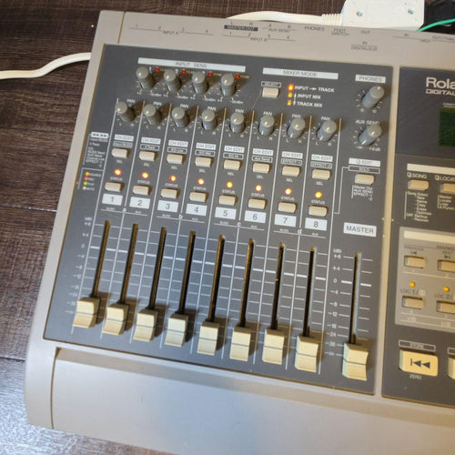 Multitrack Recorders Roland Vs-880
