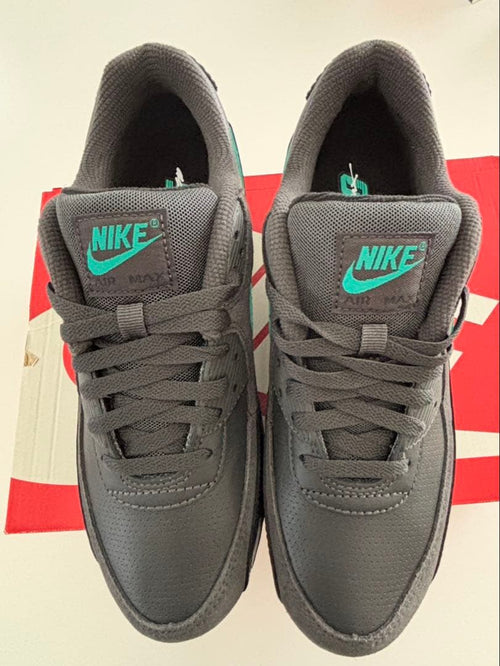 Nike Sneakers Airmax90 Tiffany Black
