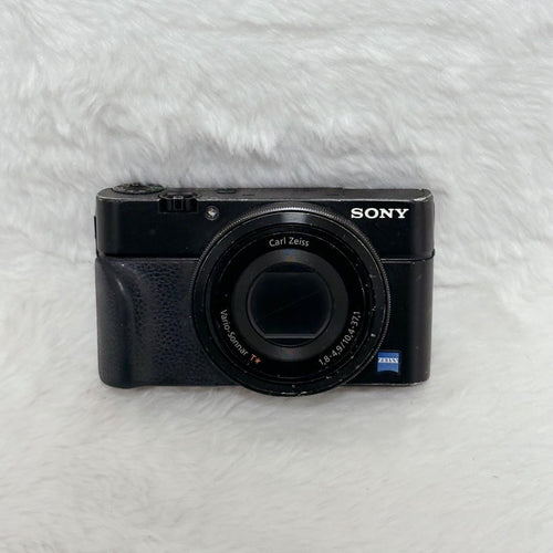 Sony Compact Digital Camera Cyber-Shot Dsc-Rx100