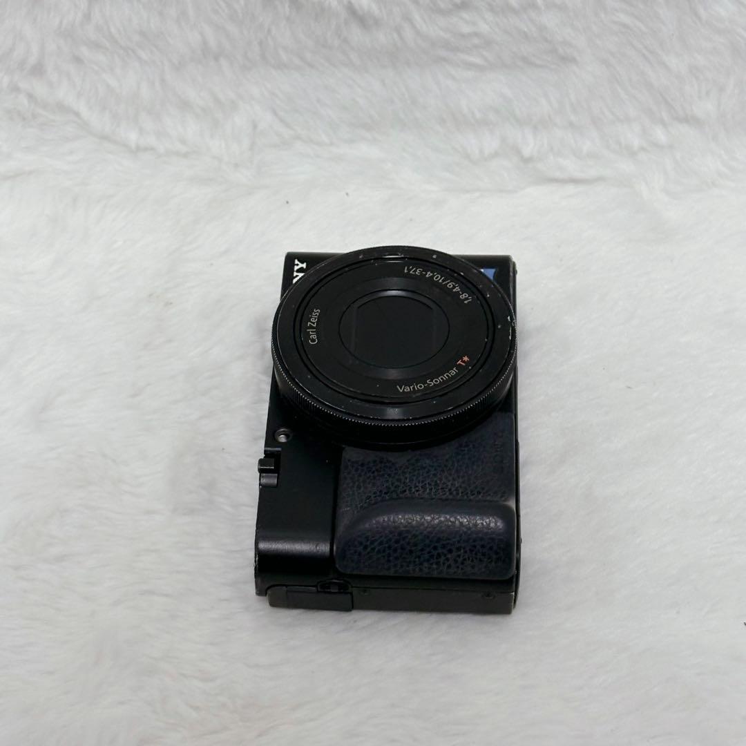 Sony Compact Digital Camera Cyber-Shot Dsc-Rx100