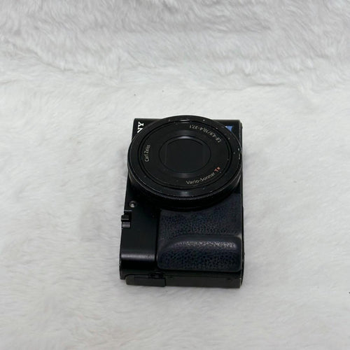 Sony Compact Digital Camera Cyber-Shot Dsc-Rx100