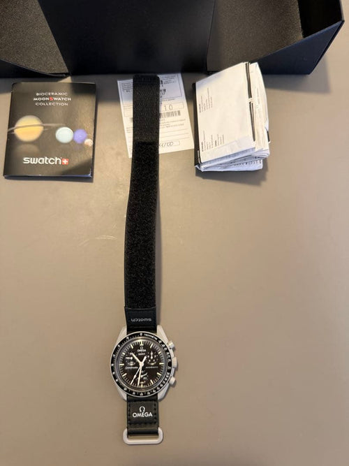 Swatch Quartz Watches Moonswatch Mission To The Moon So33M100