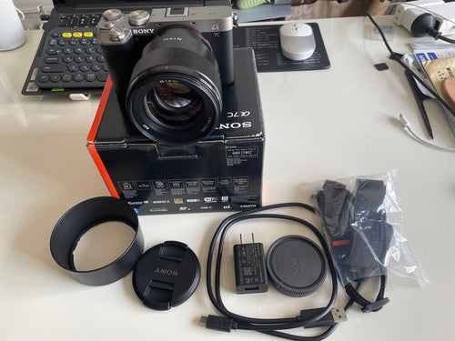 Sony Mirrorless Interchangeable Lips A7C 80 F1.8