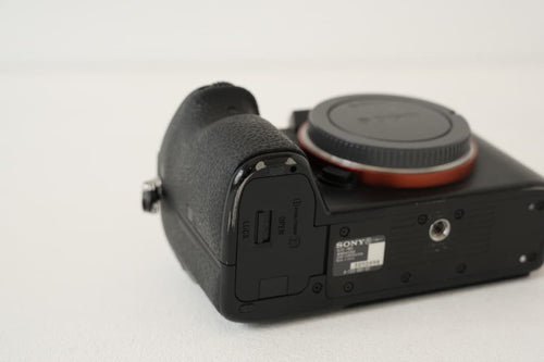 Sony Mirrorless Interchangeable Lens Cameras 7Iii