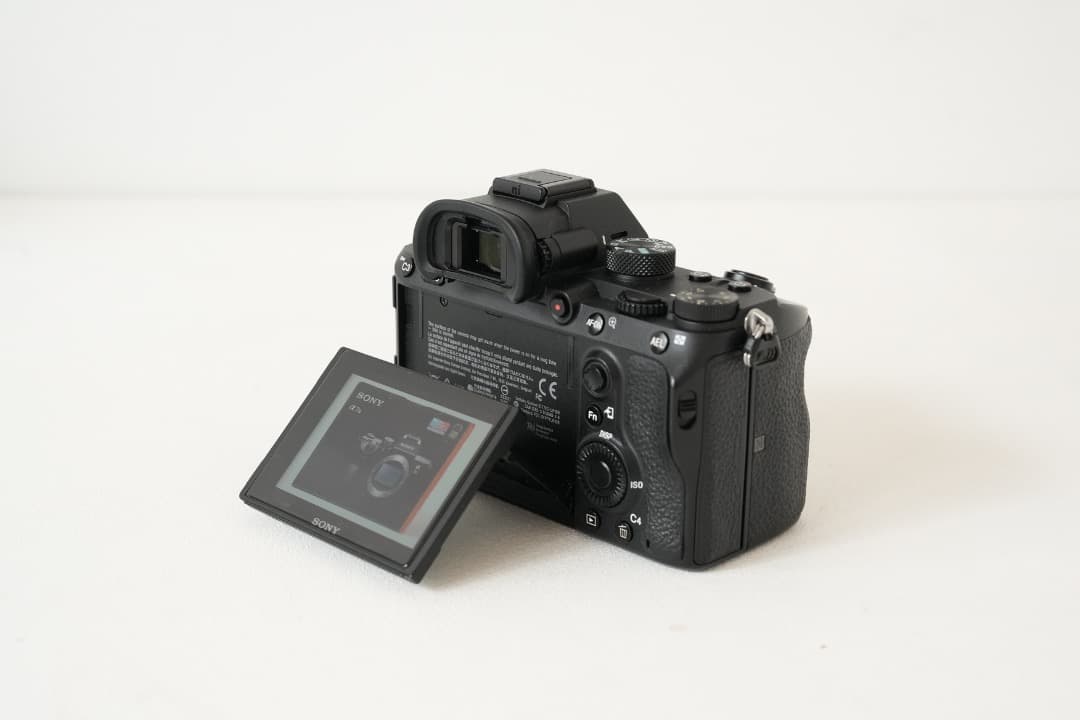 Sony Mirrorless Interchangeable Lens Cameras 7Iii
