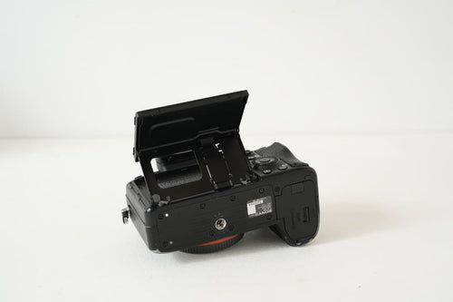 Sony Mirrorless Interchangeable Lens Cameras 7Iii