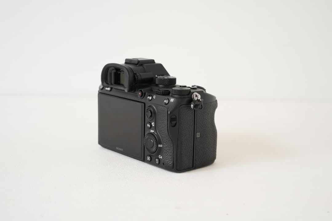 Sony Mirrorless Interchangeable Lens Cameras 7Iii