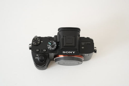 Sony Mirrorless Interchangeable Lens Cameras 7Iii