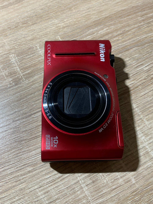 Compact Digital Camera 9772 Nikon Coolpix S8100