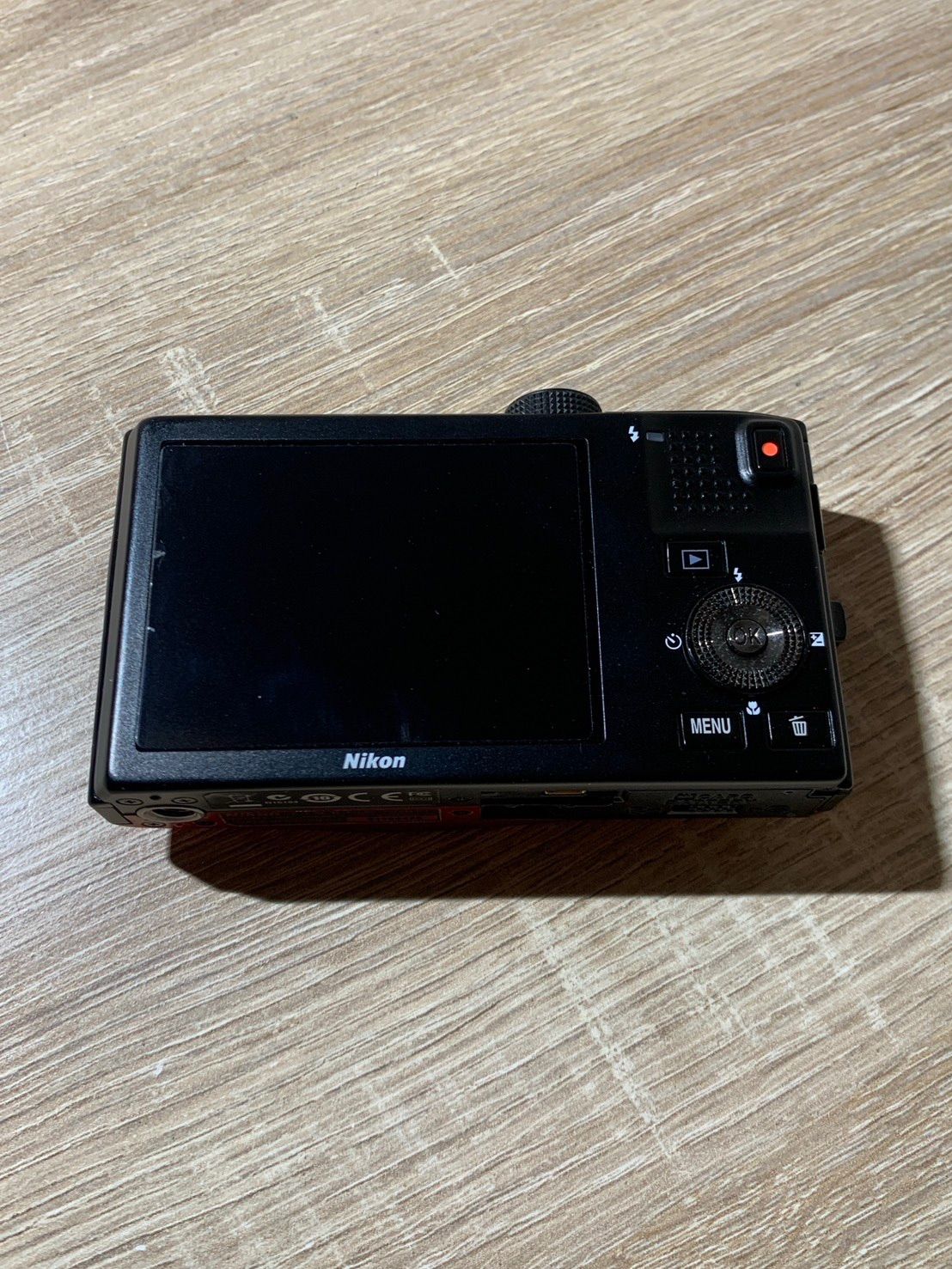 Compact Digital Camera 9772 Nikon Coolpix S8100