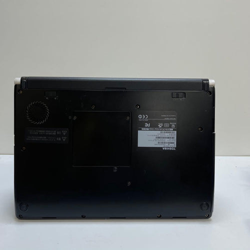 Windows Notebook Body Dynabook Rz83/Cb I7-7500U 16Gb Ssd512