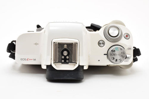 Canon Mirrorless Interchangeable Lens Cameras Eos Kiss M Ef-M F2 15-45Mm