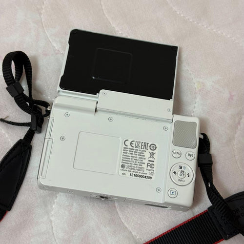Canon Mirrorless Interchangeable Lips Eos M100