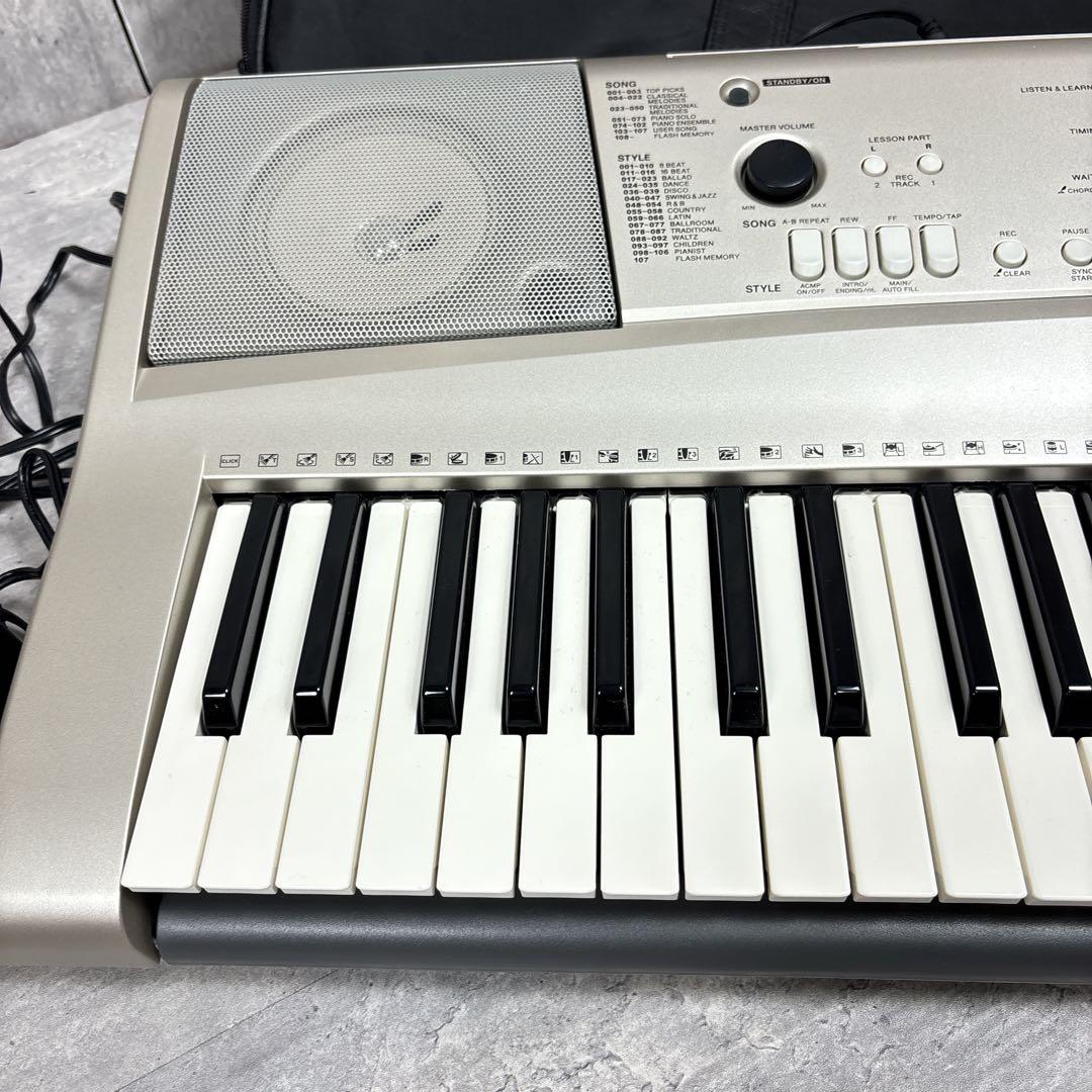 Yamaha Keyboard Electronic Piano Psr-E313
