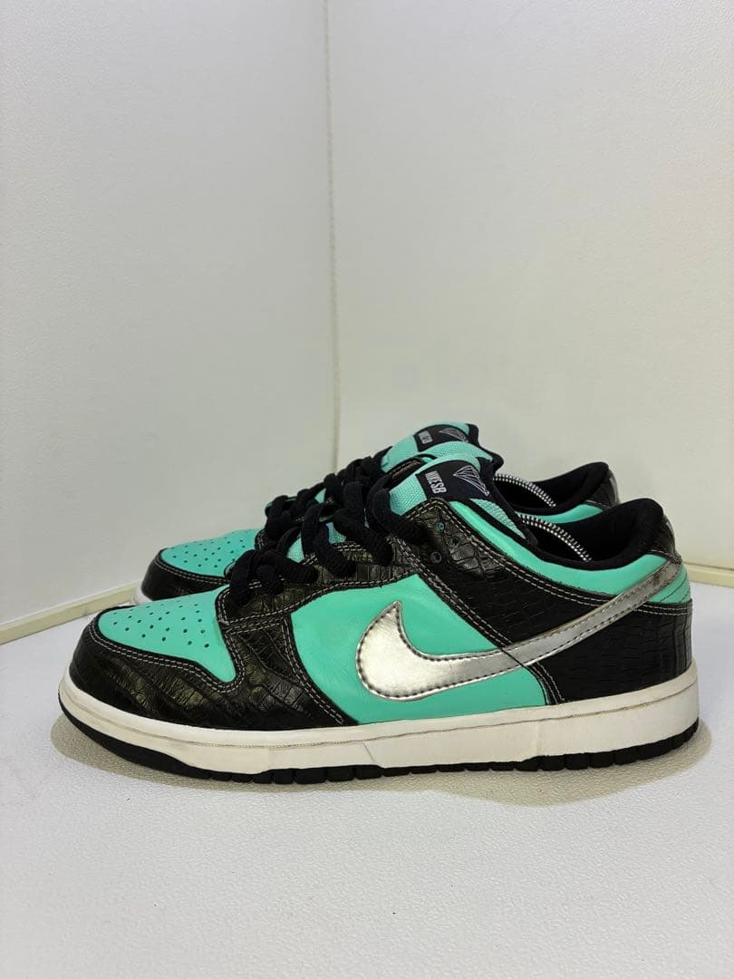 Nike Sneakers Sb Dunk Low Tiffany Diamond