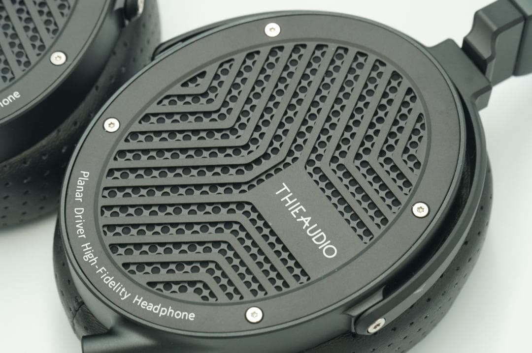 Recableable Headphones Thieaudio Wraith