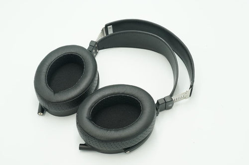 Recableable Headphones Thieaudio Wraith
