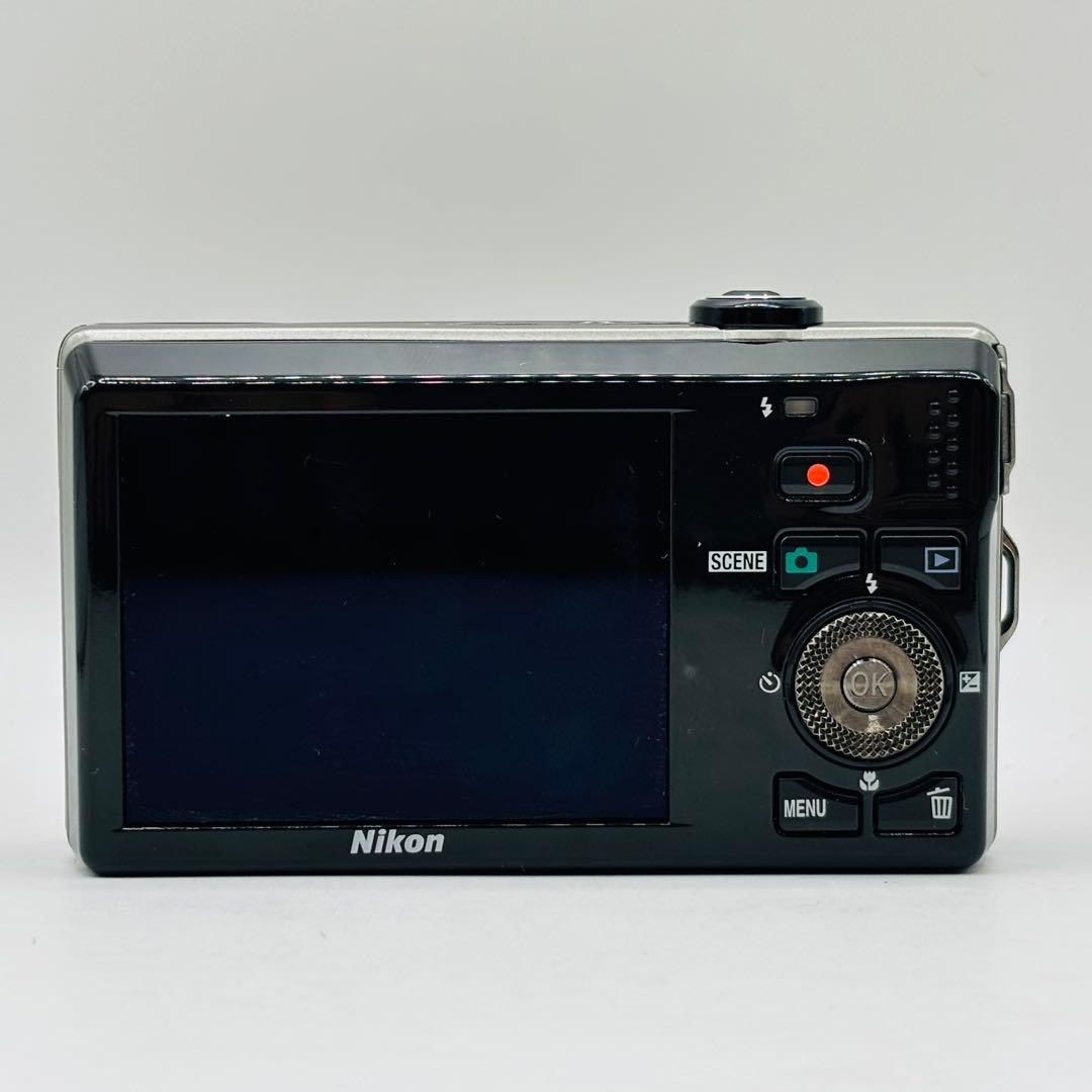 Nikon Compact Digital Cameras Coolpix S6000