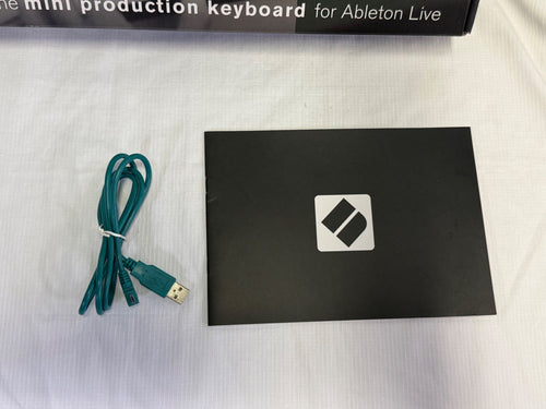 Midi Keyboard Pad Novation Launchkey Mini Mk2