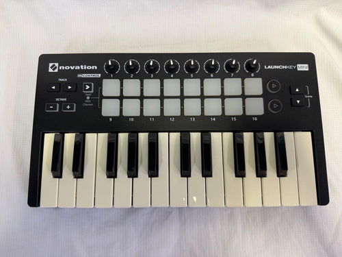 Midi Keyboard Pad Novation Launchkey Mini Mk2