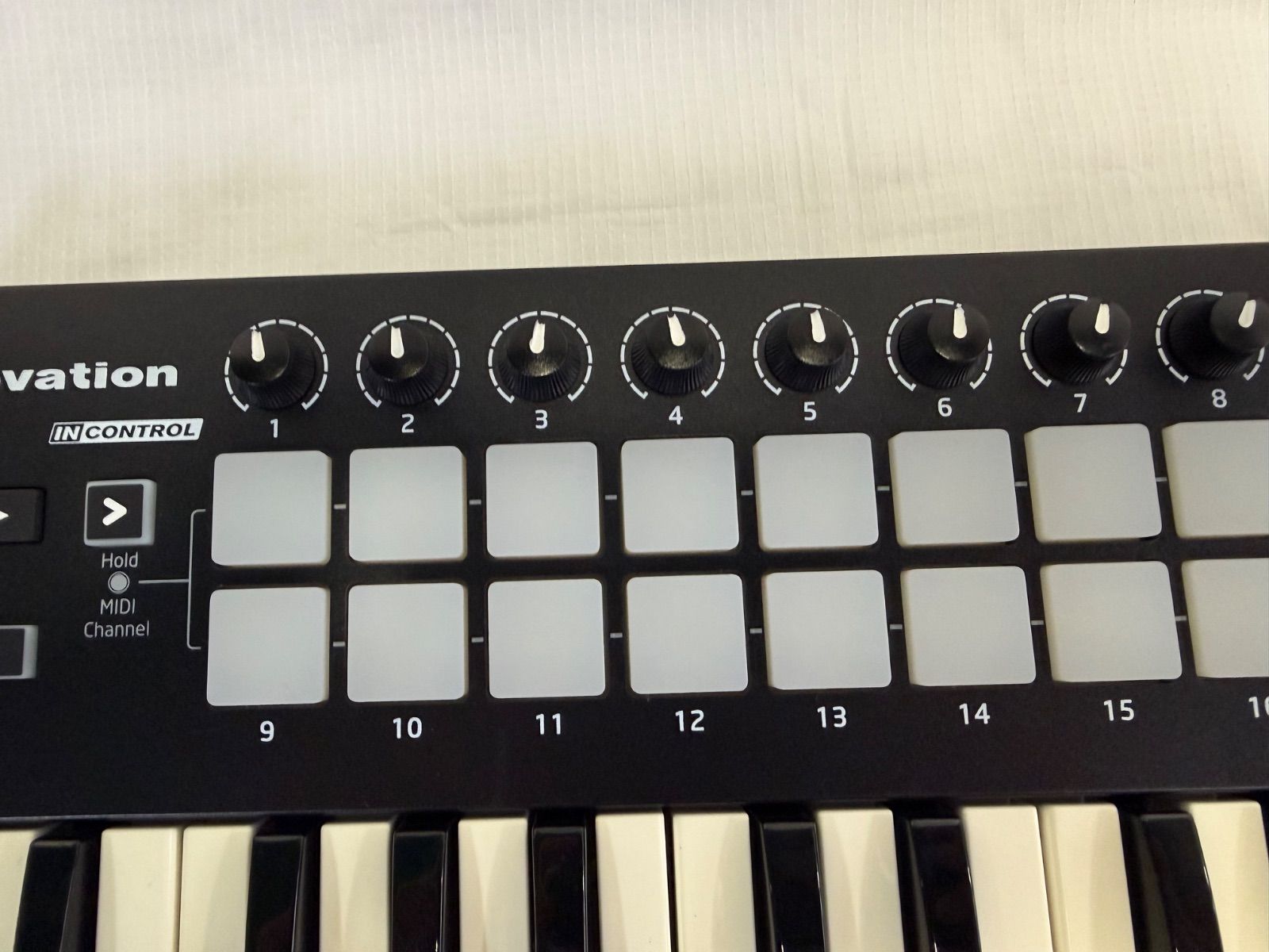 Midi Keyboard Pad Novation Launchkey Mini Mk2