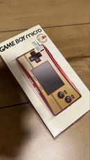 Consoles (Game Boy) 4