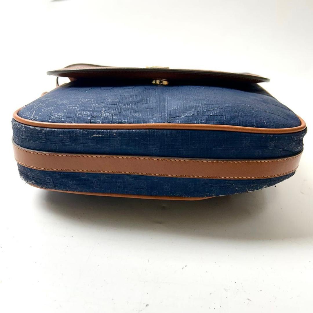 Gucci Shoulder Bags Gg