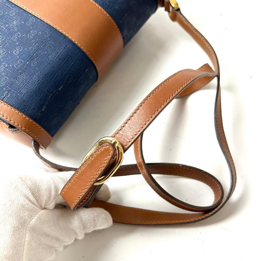 Gucci Shoulder Bags Gg